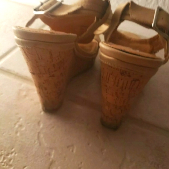 πRare Bling Wedges with Rhinestonesπ - Picture 4 of 5